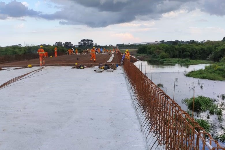 Com mais de 50% das obras concluídas, Contorno de Castro vai ajudar logística da região